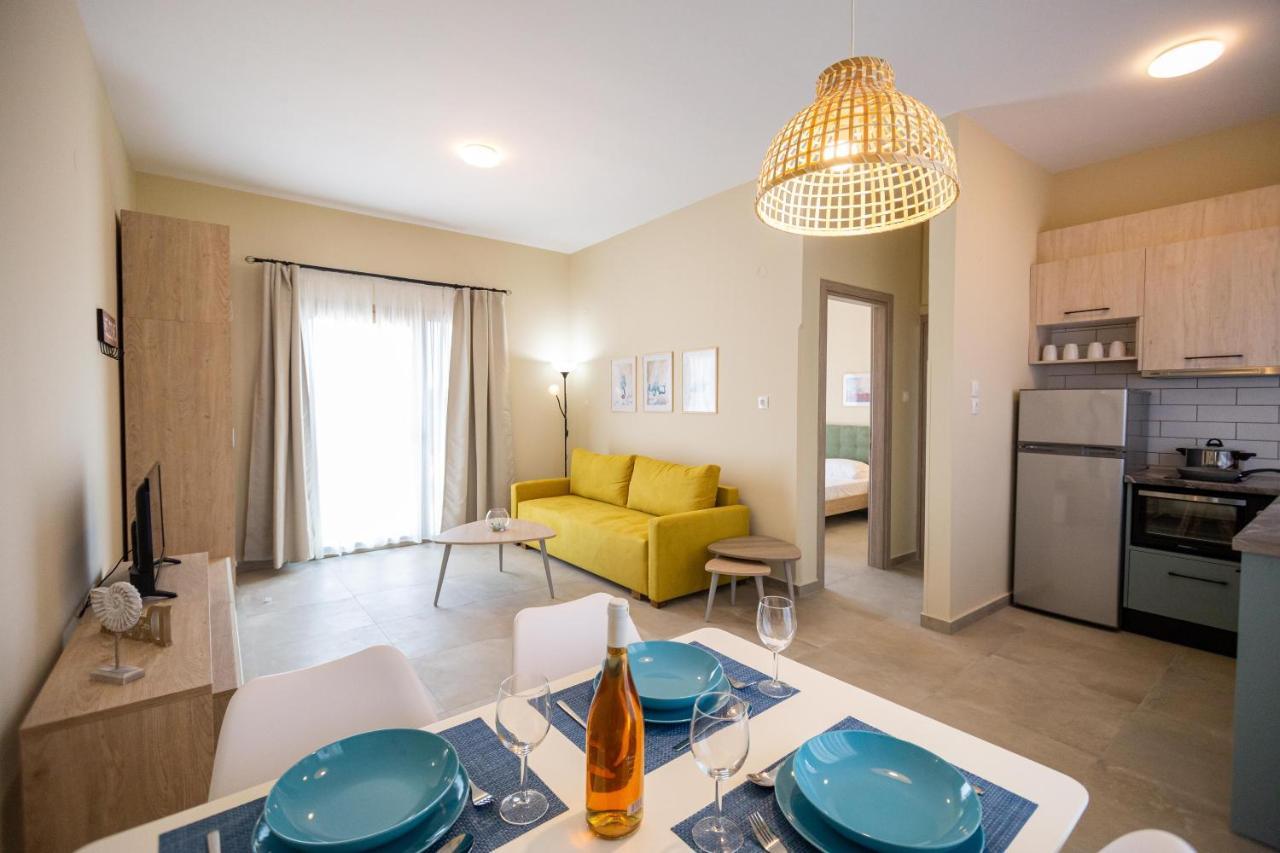 Varkes Suites 2 Неа-Муданья Экстерьер фото