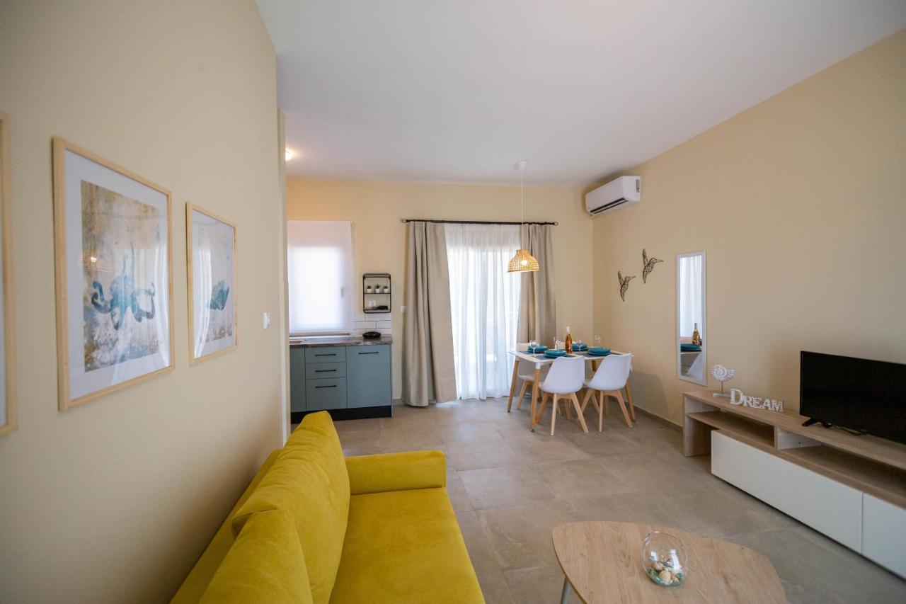 Varkes Suites 2 Неа-Муданья Экстерьер фото